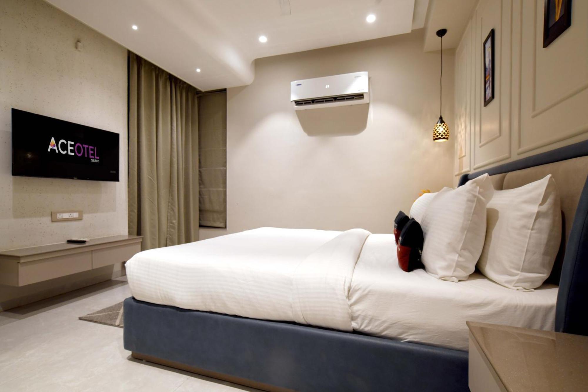 Hotel Aceotel Select Tulsi Vijay Nagar- A Luxury Boutique