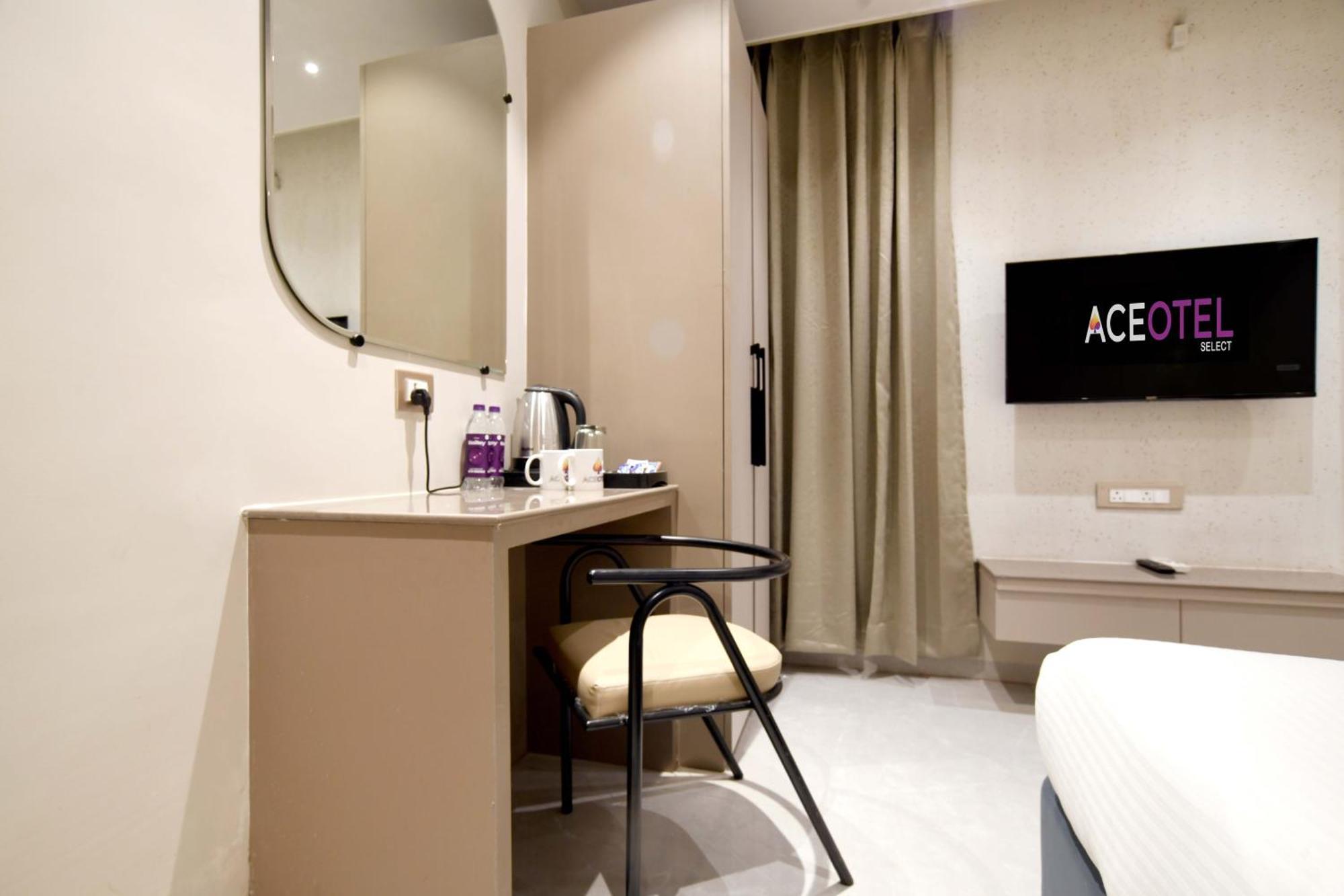 Hotel Aceotel Select Tulsi Vijay Nagar- A Luxury Boutique